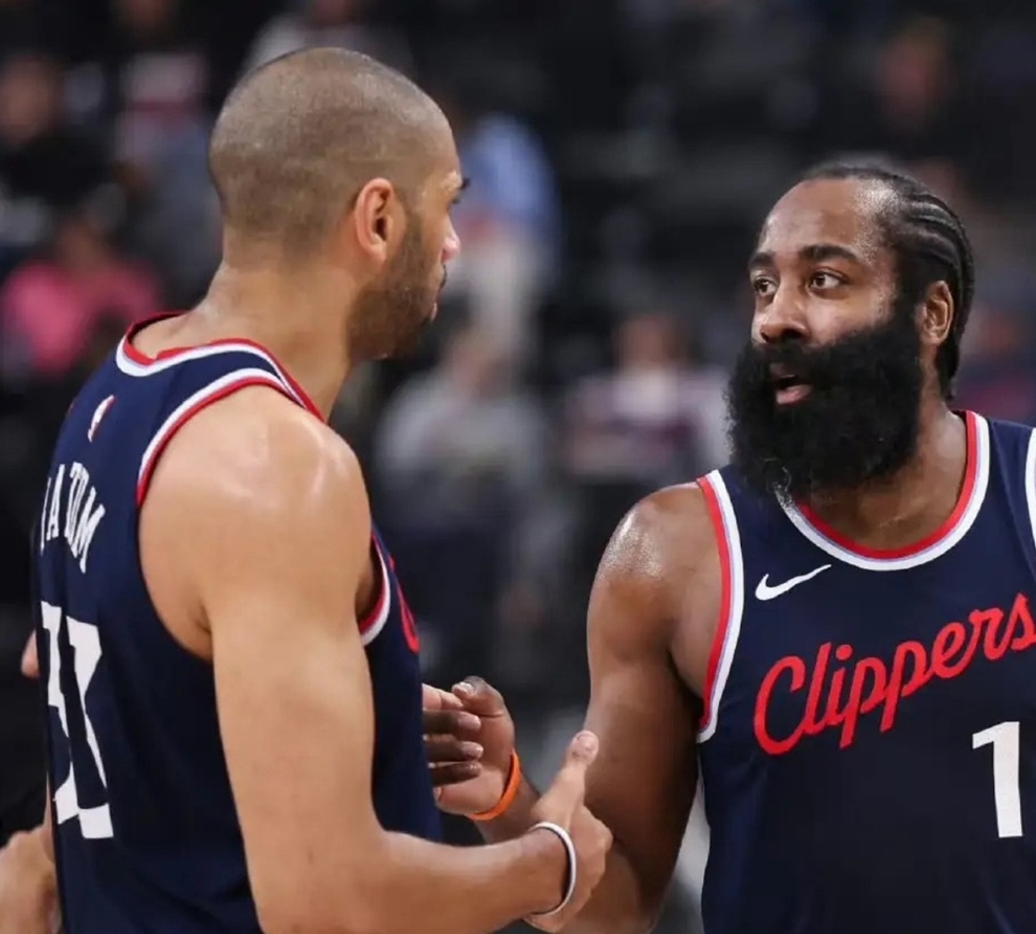 九州娱乐-快船顶替老鹰，重新加入东部半决赛(快船顶替老鹰,重新加入东部半决赛的是谁)