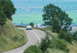 北马其顿殊死拼搏，科西嘉陷入绝境