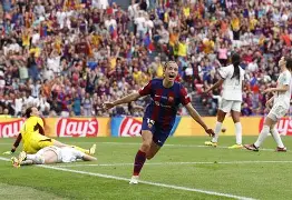 九州平台-德国女足完成逆转，荣登榜首